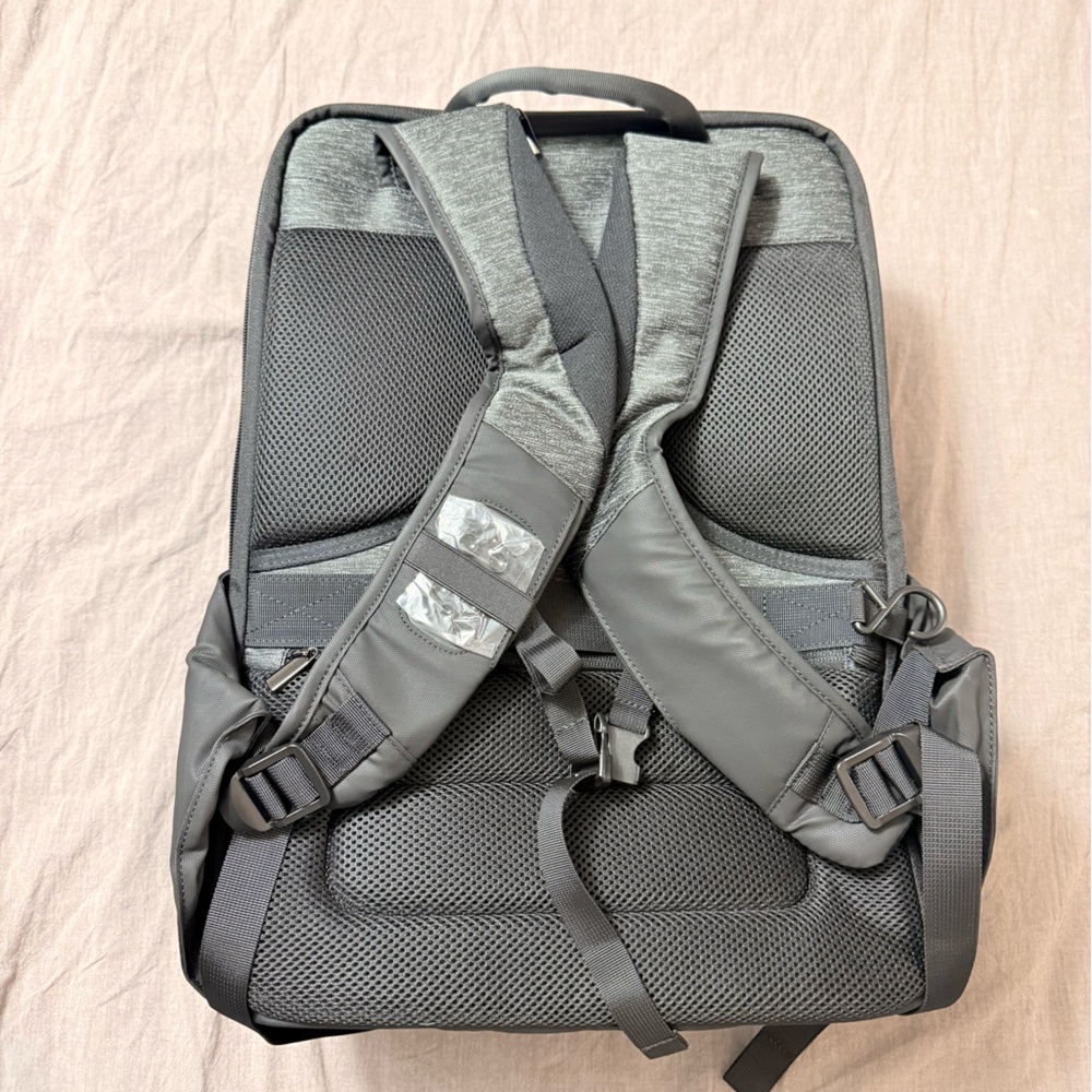 RuK Infinite Solar Pack Backpack - New With Tags! - Picture 8 of 16